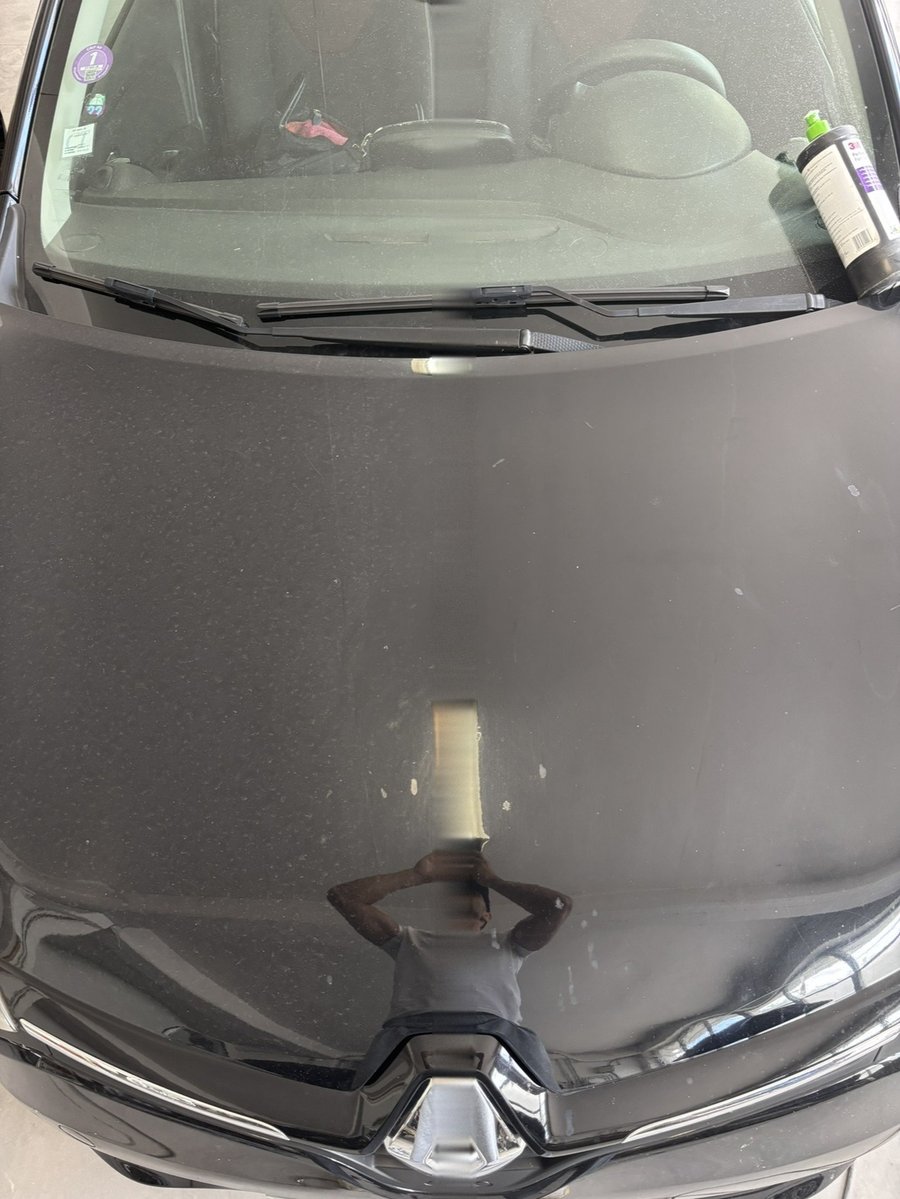 Capot avant polissage